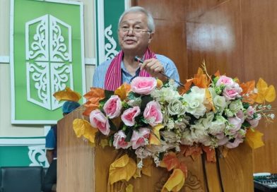 <h6>বান্দরবান জেলা পরিষদের অনুদান বিতরণ অনুষ্ঠানে পার্বত্য উপদেষ্টা</h6> <h4>আর্ত সামাজিক উন্নয়নে ব্যয় হবে অর্থ বরাদ্ধের ৪০ শতাংশ</h4>